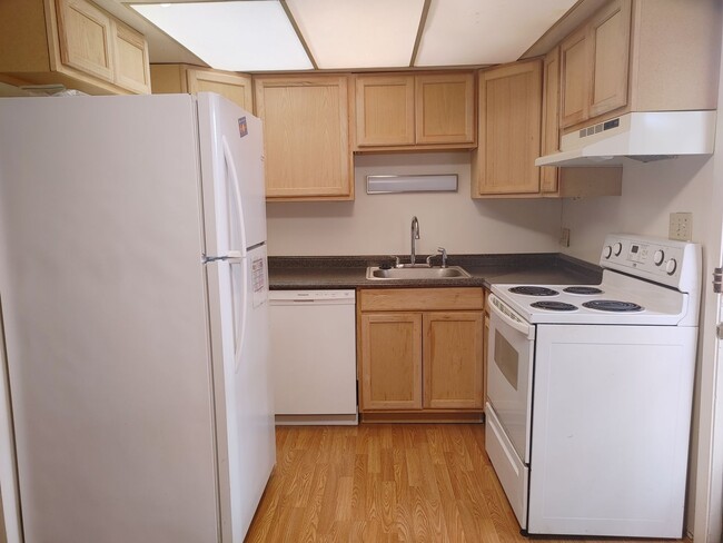 2016 Iuka Ave in Columbus, OH - Building Photo - Building Photo