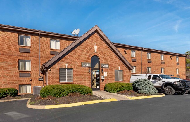 Furnished Studio-Cincinnati - Blue Ash - R in Blue Ash, OH - Building Photo - Building Photo