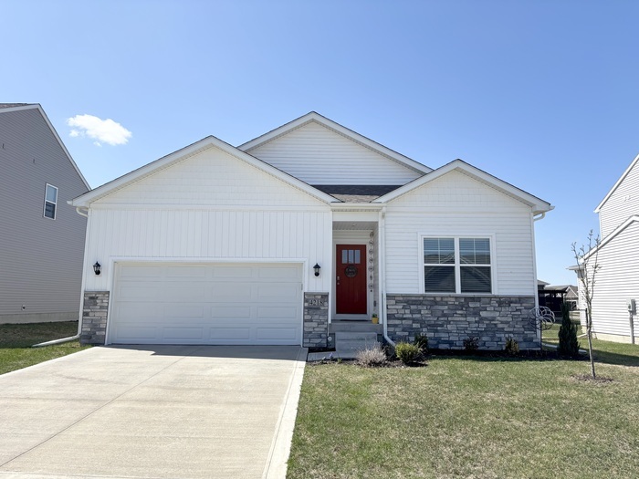 4218 NW Linwood Dr in Ankeny, IA - Building Photo
