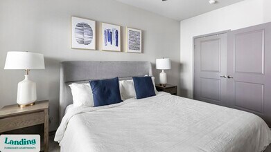 650 S Main St, Unit 1354 in Fort Worth, TX - Foto de edificio - Building Photo