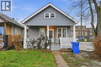 1231 Windsor Ave in Windsor, ON - Building Photo - Building Photo