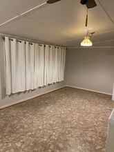 298 Persimmon St in Jesup, GA - Building Photo - Building Photo