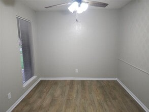 3008 Tipps Dr in Nederland, TX - Building Photo - Building Photo