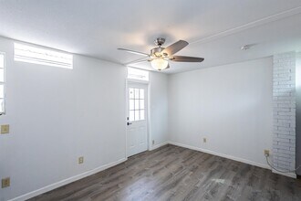 1420 Corpus Christi St in Laredo, TX - Building Photo - Building Photo