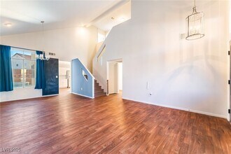 8401 Cinnamon Hill Ave in Las Vegas, NV - Building Photo - Building Photo