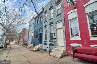 2214 Wilkens Ave in Baltimore, MD - Building Photo