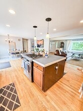 34 Hidden Meadows Ln, Unit A in Eliot, ME - Building Photo - Building Photo