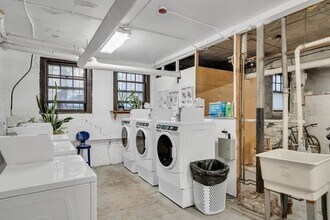 5 Crawford St in Cambridge, MA - Building Photo - Building Photo