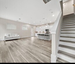 7522 Sandle St in Houston, TX - Building Photo - Building Photo