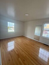 845 Hart St in Bridgeport, CT - Foto de edificio - Building Photo