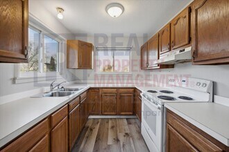 6256 Wayland Rd in Ravenna, OH - Building Photo - Building Photo