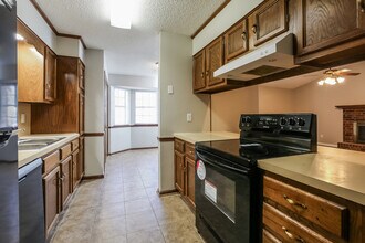 105 Whitewood Dr in Sherwood, AR - Building Photo - Building Photo