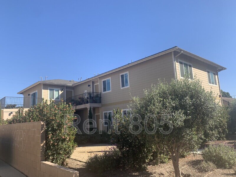 4830 Terrace Ave in Oxnard, CA - Building Photo