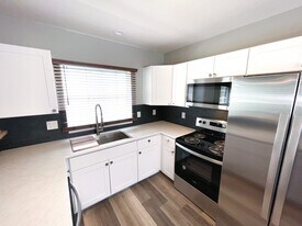 Lombard 4 Plex PBJ in Portland, OR - Building Photo