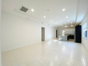 13194 Bromborough Dr in Orlando, FL - Building Photo - Building Photo