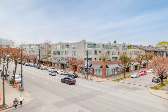 Cartier Place in Vancouver, BC - Building Photo - Building Photo