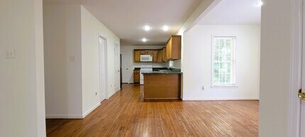 12351 Grove Pl in Chester, VA - Building Photo - Building Photo
