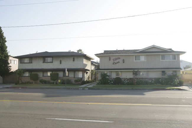 Villa Rosa Apartments in Downey, CA - Building Photo - Building Photo