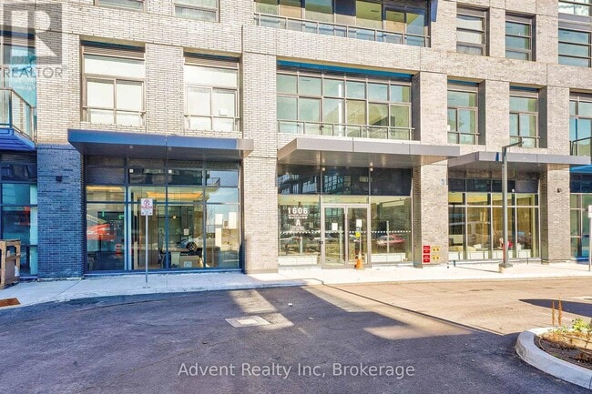 1606 Charles St in Whitby, ON - Building Photo - Building Photo