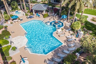 3830 E Lakewood Pkwy E in Phoenix, AZ - Building Photo