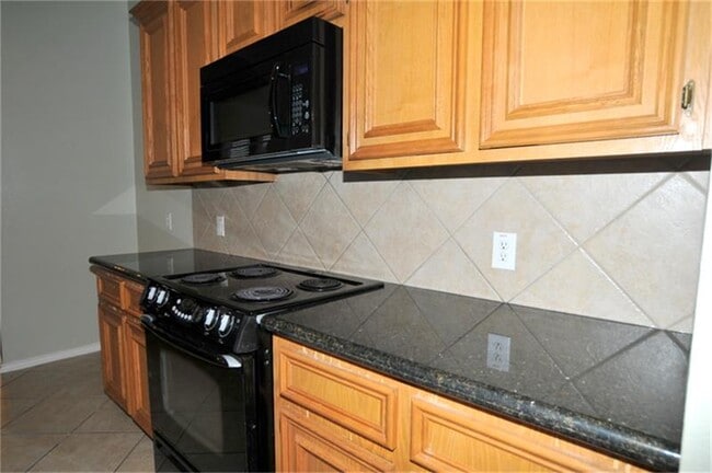 property at 872 Rock Harbor Ln