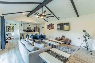 7500 Rio Pass in Austin, TX - Building Photo - Building Photo