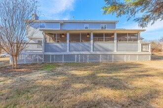 1322 Windbrook Dr in Chattanooga, TN - Foto de edificio - Building Photo