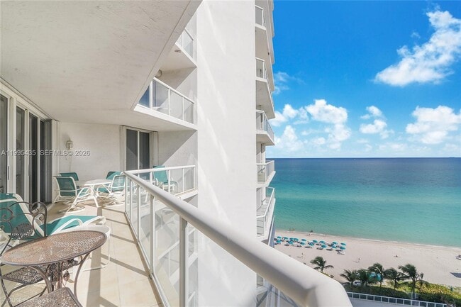 16425 Collins Ave in Sunny Isles Beach, FL - Building Photo - Building Photo