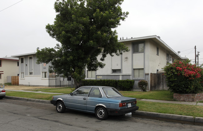 1819-1821 W Gramercy Ave in Anaheim, CA - Building Photo - Building Photo