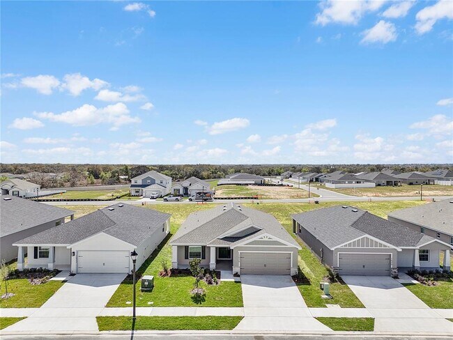 1636 Astrid rd in Davenport, FL - Building Photo - Building Photo