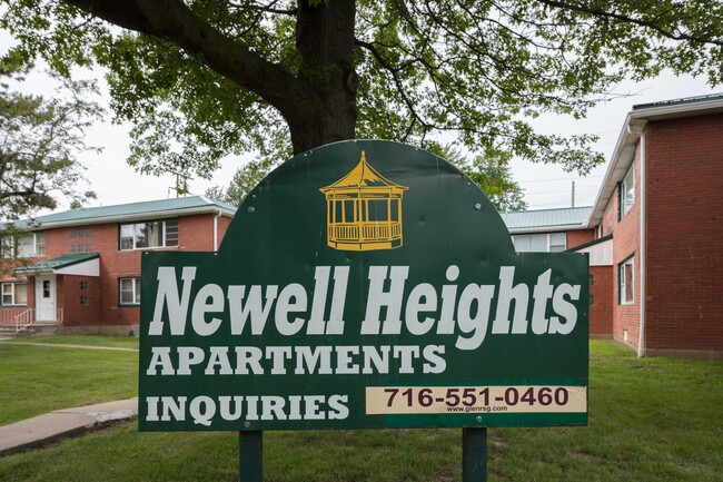 Newell Heights in Tonawanda, NY - Building Photo - Building Photo