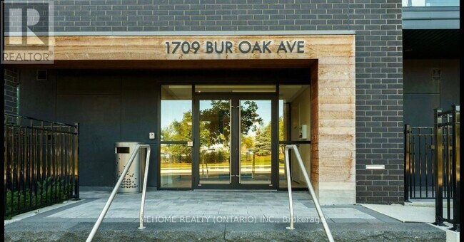 property at 1709-1709 Bur Oak Ave