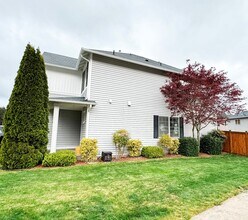 2709 S W Fiscal St in Port Orchard, WA - Building Photo - Building Photo