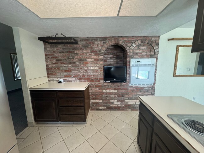 property at 1115 Maple St