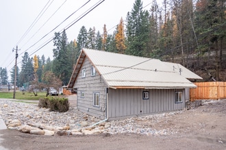 33976 U.S. Hwy 2 W in Libby, MT - Building Photo - Building Photo