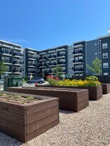 Hart Apartments in Clearfield, UT - Building Photo