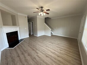 6370 Olmadison Pl in Atlanta, GA - Building Photo - Building Photo