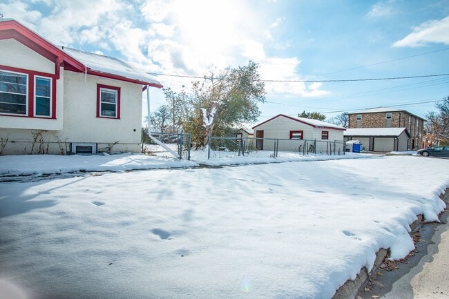 1044 16th St N in Fargo, ND - Building Photo - Building Photo