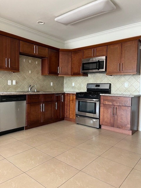 6900 Laurel Canyon Blvd, Unit 303 in Los Angeles, CA - Foto de edificio - Building Photo