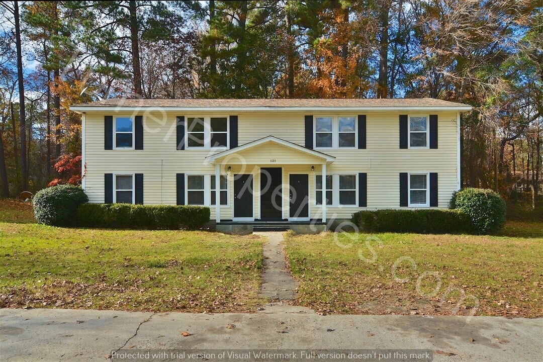 121 Beatty Downs Rd-Unit -Unit B in Columbia, SC - Building Photo
