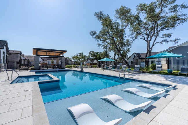 Avilla Berry Creek Highlands in Georgetown, TX - Building Photo - Building Photo