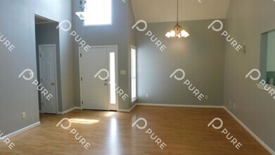 632 Forest Lakes Dr in Sterrett, AL - Building Photo - Building Photo