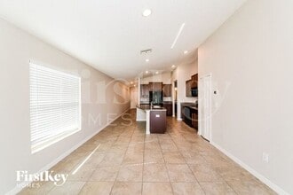 4235 Unbridled Song Dr in Sun City Center, FL - Building Photo - Building Photo