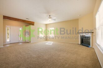 901 Loma Pinon Loop in Rio Rancho, NM - Building Photo - Building Photo
