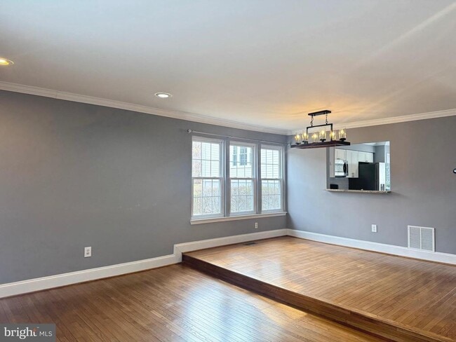 property at 11720 Stonegate Ln