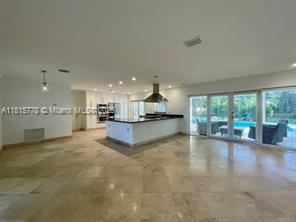 15925 SW 83rd Ct in Palmetto Bay, FL - Building Photo - Building Photo