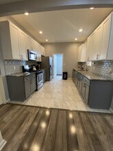 5706 Warrington Ave in Philadelphia, PA - Building Photo - Building Photo