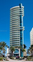 5025 Collins Ave in Miami Beach, FL - Building Photo