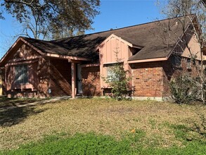 7447 Fondren Rd in Houston, TX - Building Photo - Building Photo