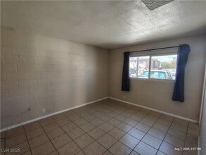 2929 E Elm Ave in Las Vegas, NV - Building Photo - Building Photo
